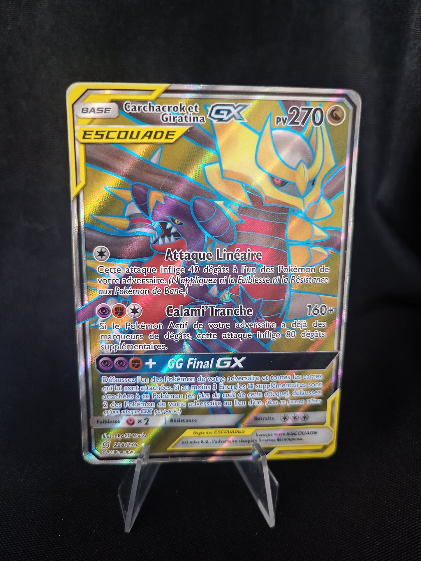 Carchacrok Et Giratina Gx Escouade - Harmonie Des Esprits - 228/236